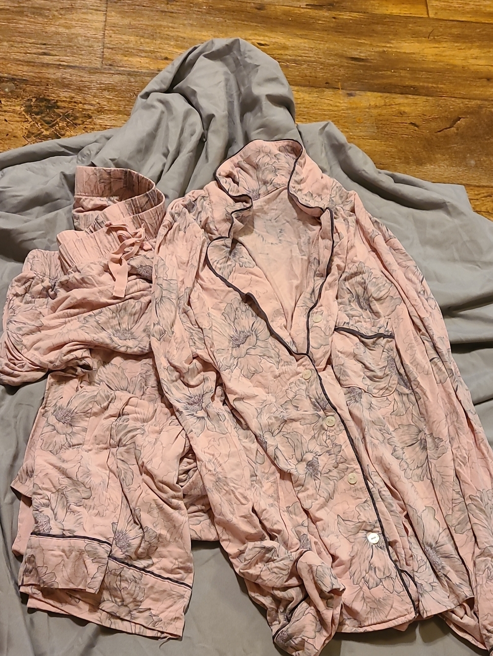 Victoria's Secret Pink Floral Pajama Set with Contrast Piping